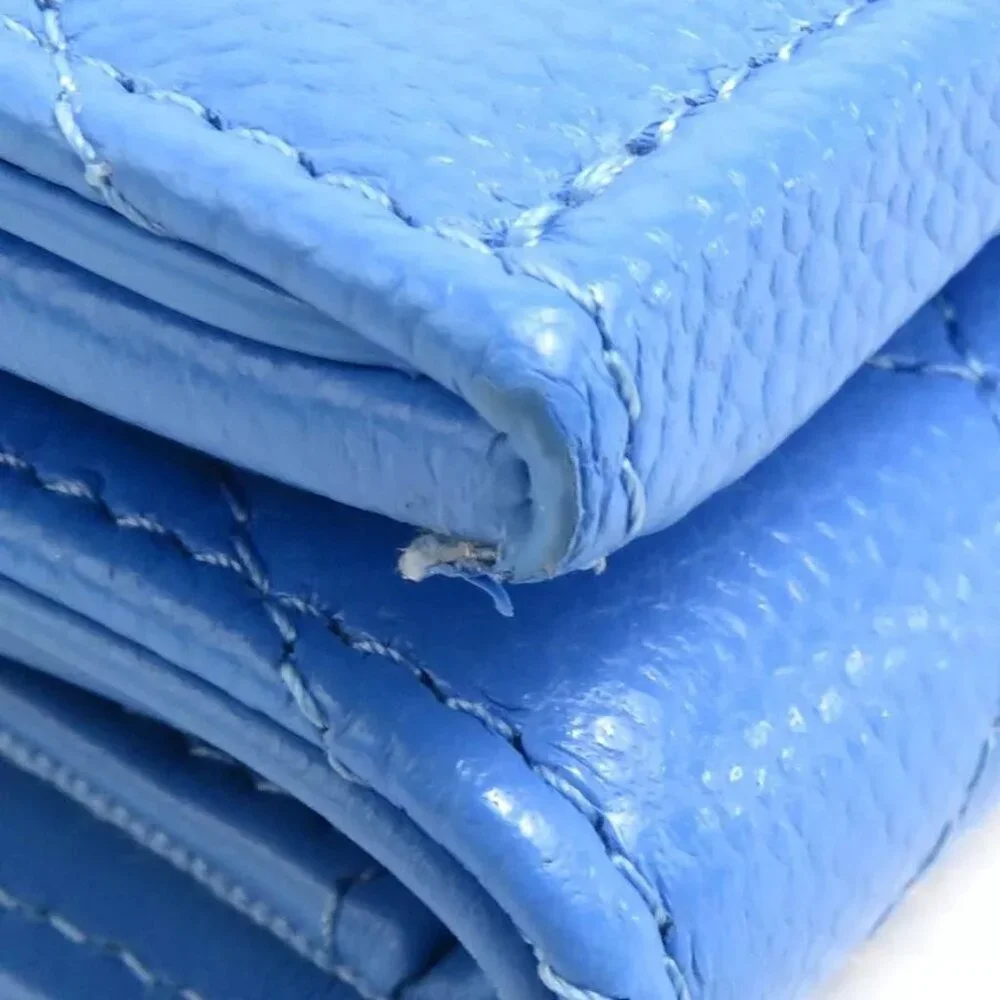 Auth CHANEL Matelasse Trifold Wallet Blue Leather/Silvertone